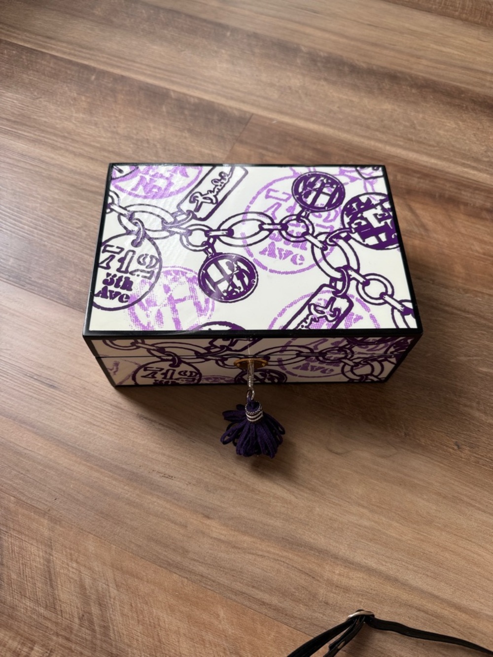 henri bendel Purple & White Chain Print Jewelry Box with Tassel